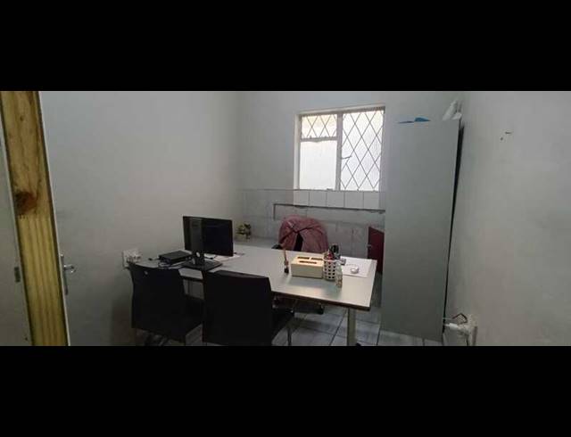 974M² BUSINESS FOR SALE IN VANDERBIJLPARK SE 7